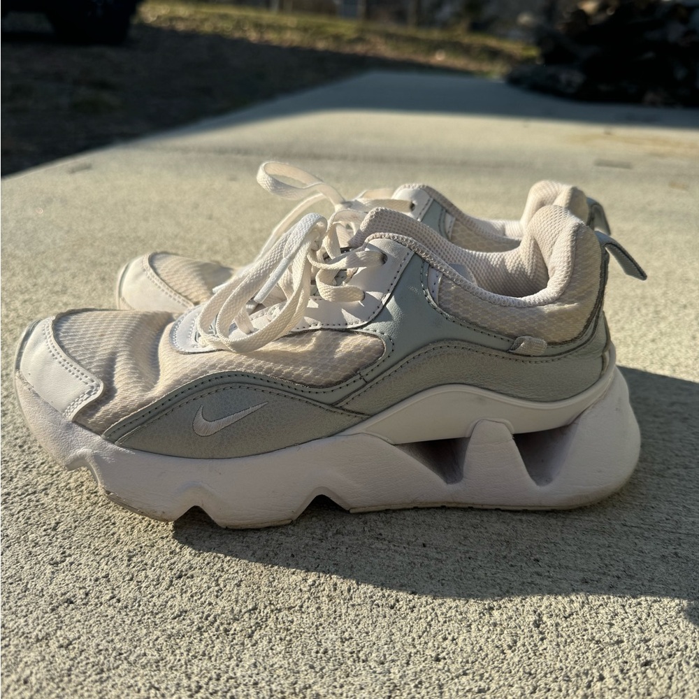 Nike Women's Cream and White Sneakers